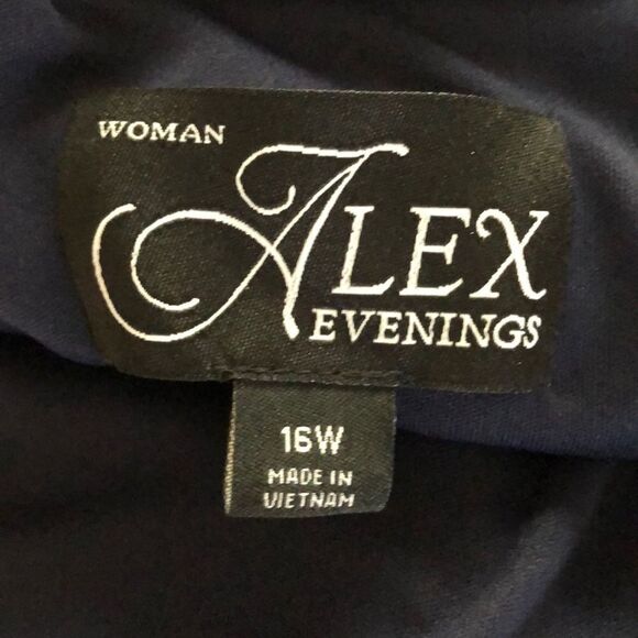Alex Evenings Sleeveless Micropleated Gown Sz 16W - Picture 11 of 12